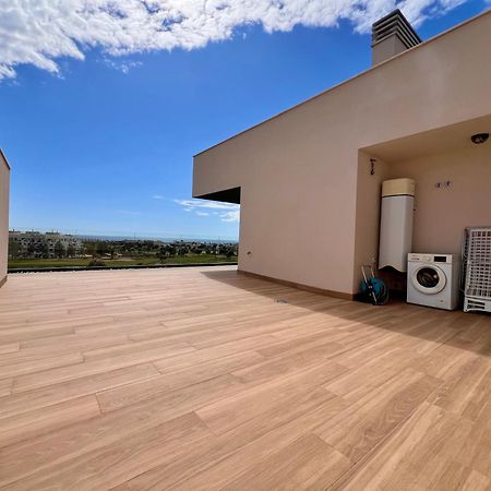 Atico Toyo Golf Apartment Ретамар Екстериор снимка