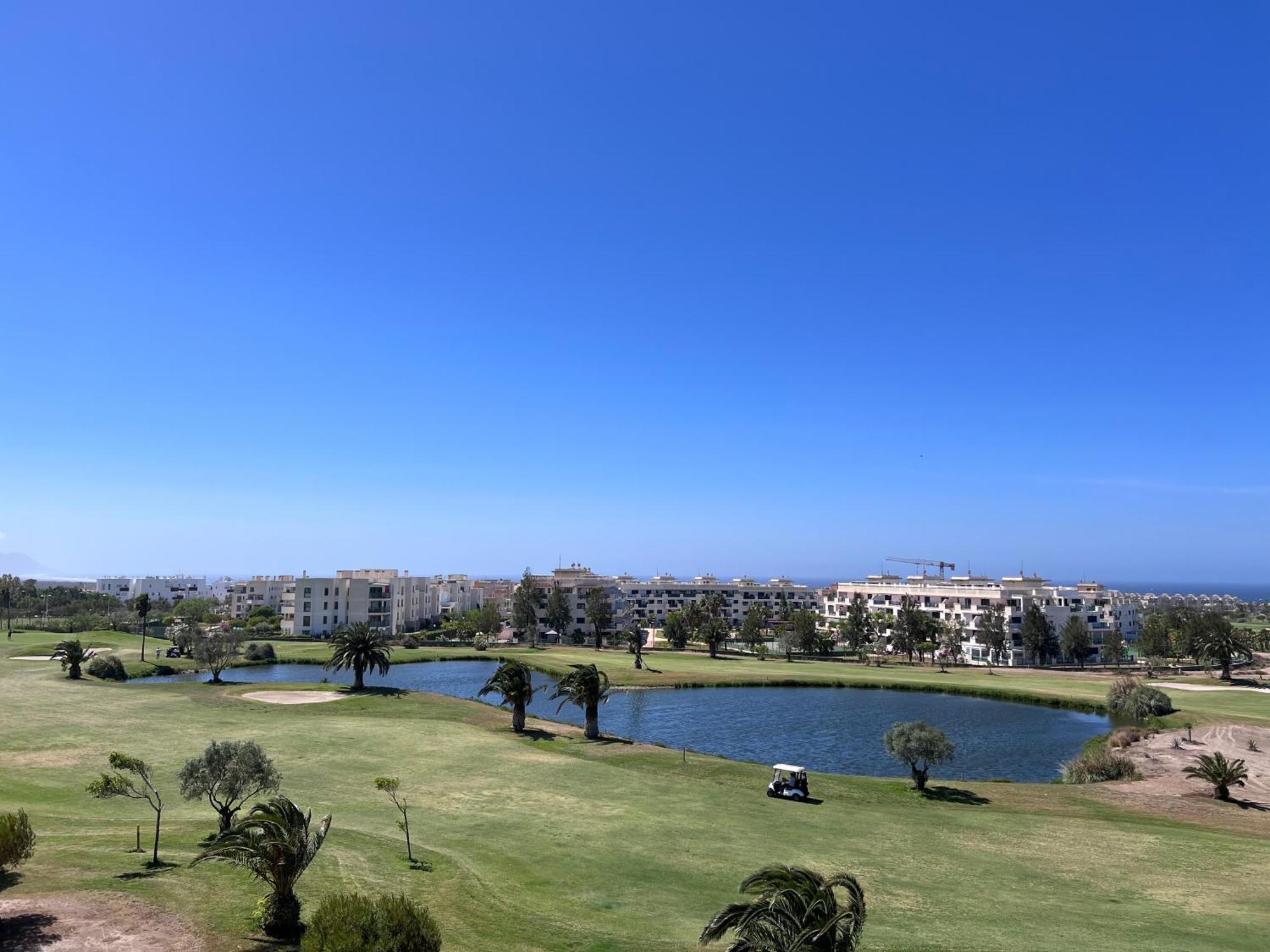 Atico Toyo Golf Apartment Ретамар Екстериор снимка