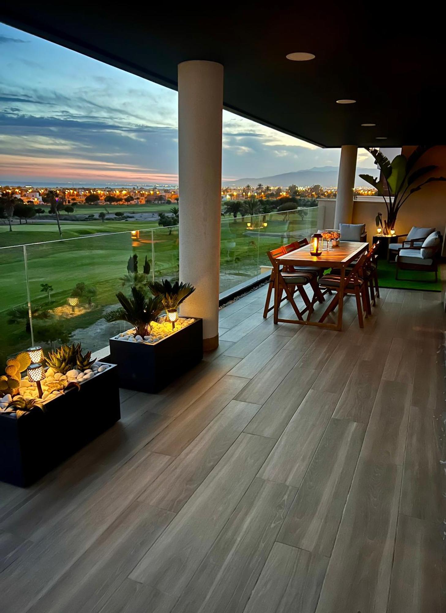 Atico Toyo Golf Apartment Ретамар Екстериор снимка